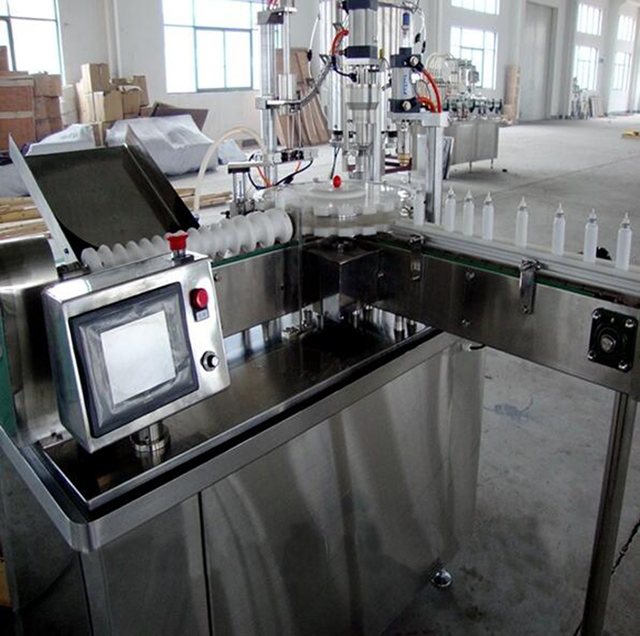 cans feeding for cans filling machine.jpg
