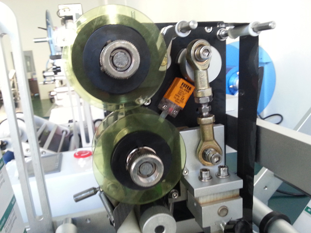 date printer for labeler.jpg